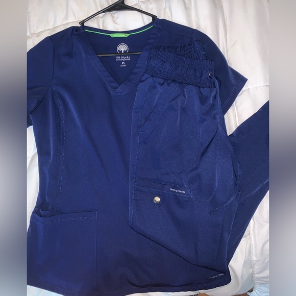 HEALING HANDS XS SCRUB SET - Picture 2 of 3